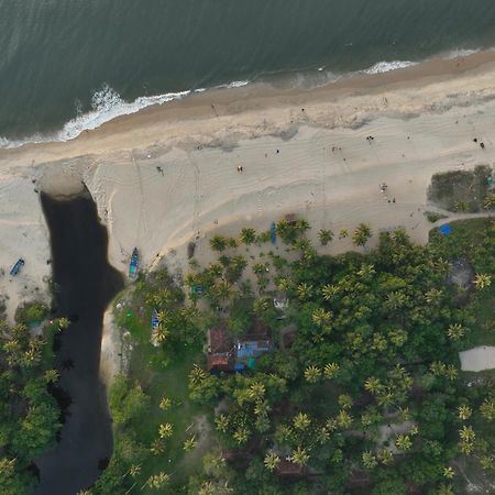Marari SeaLap Beach Villas Mararikulam Bagian luar foto