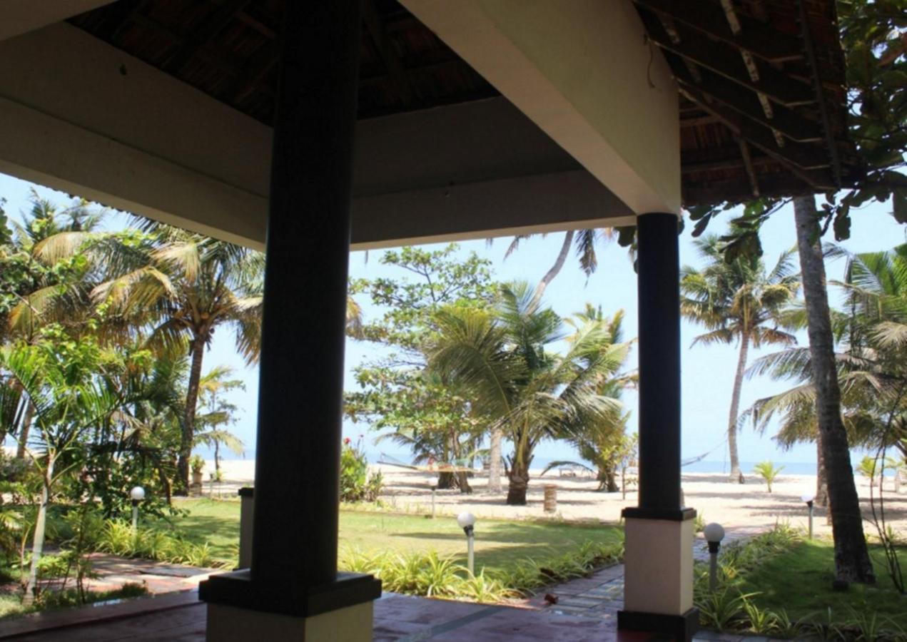 Marari SeaLap Beach Villas Mararikulam Bagian luar foto