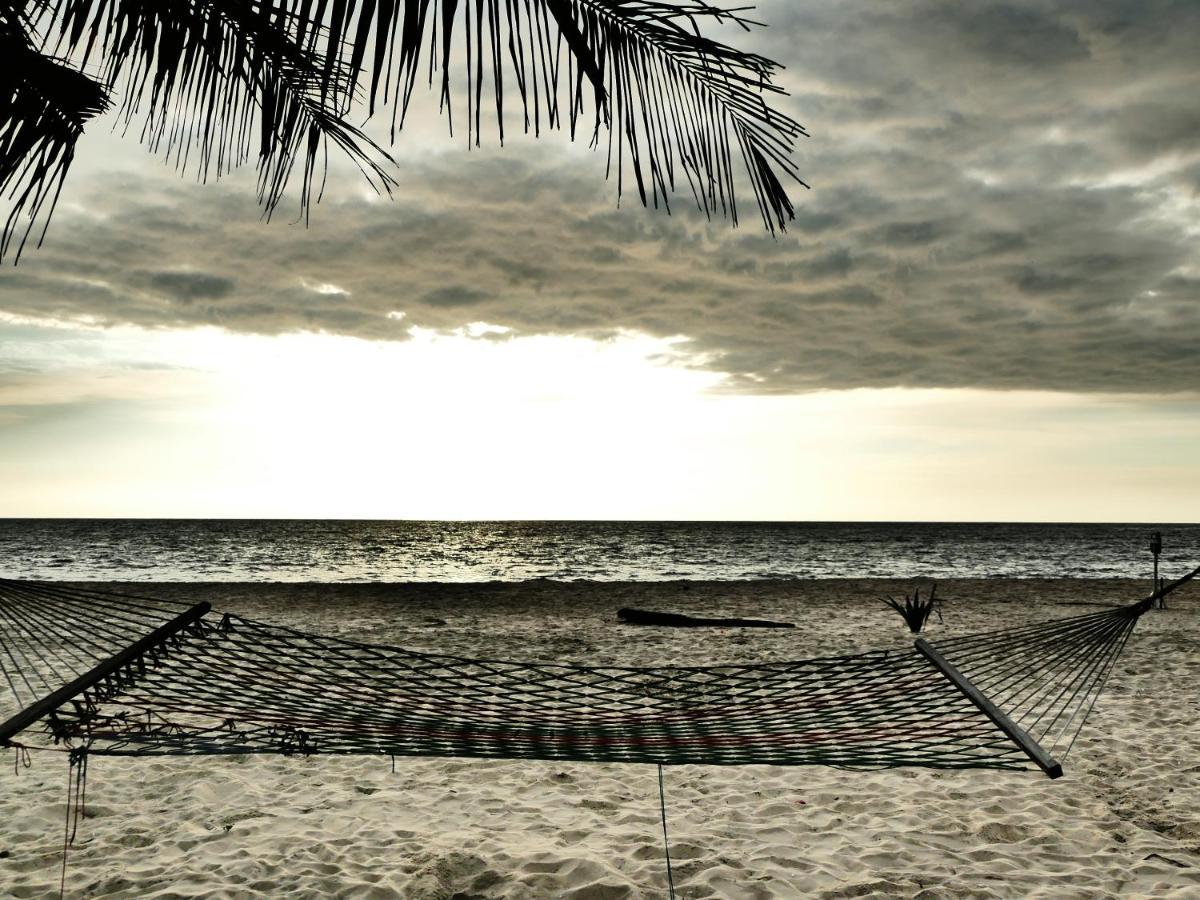 Marari SeaLap Beach Villas Mararikulam Bagian luar foto