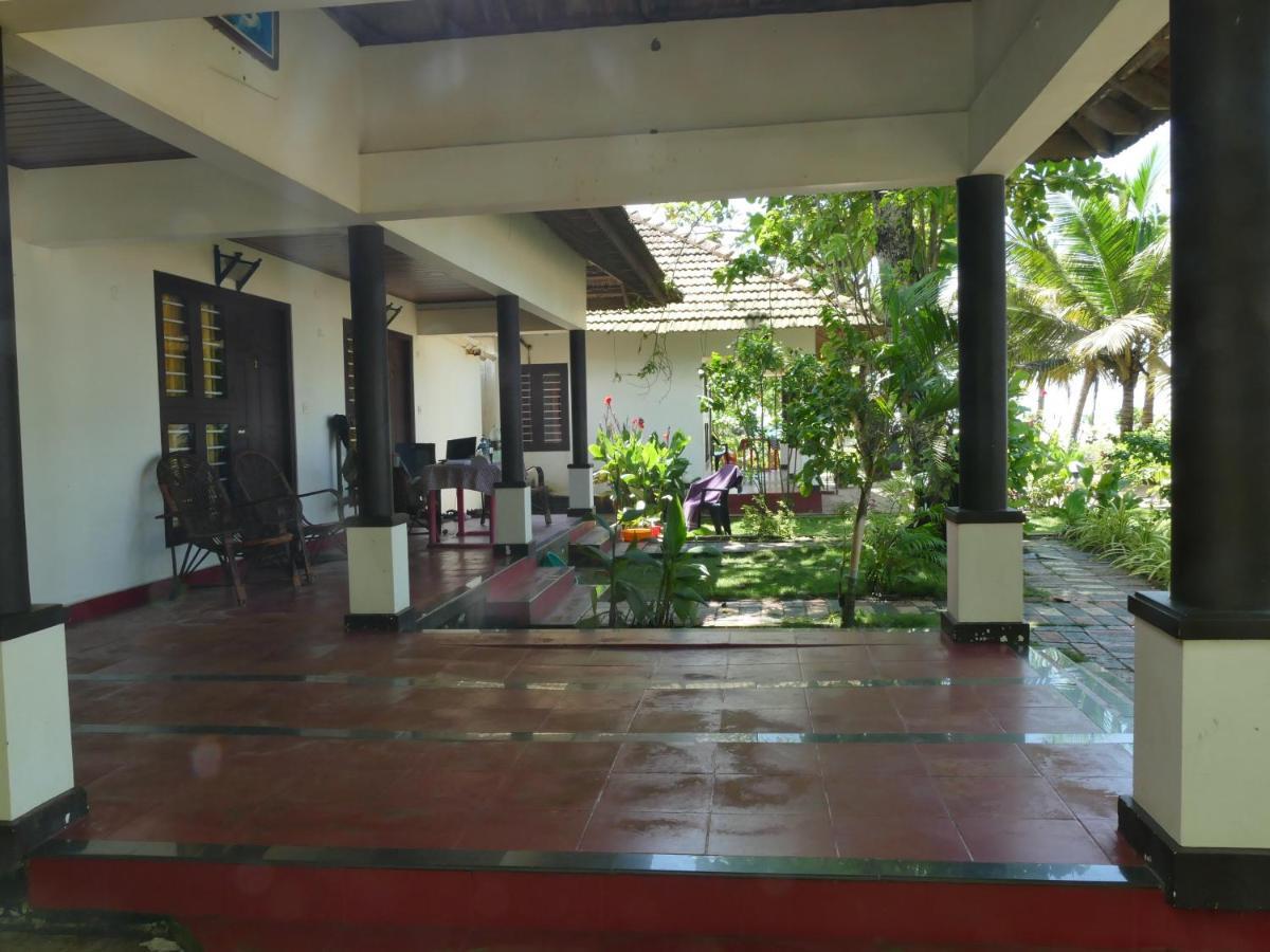 Marari SeaLap Beach Villas Mararikulam Bagian luar foto