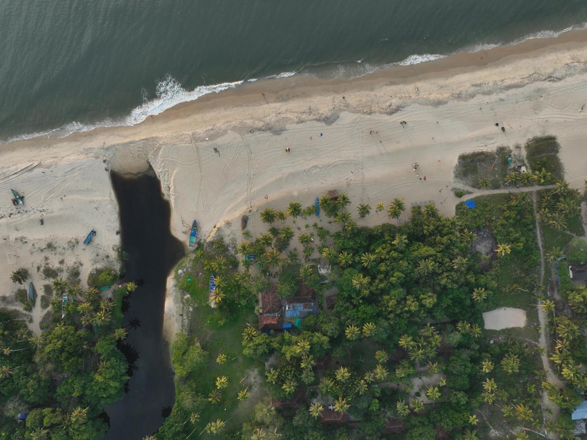 Marari SeaLap Beach Villas Mararikulam Bagian luar foto